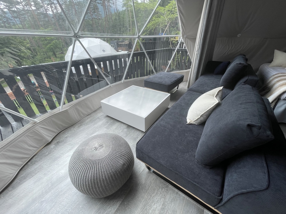 Luxury Dome Mars ベッド6台 禁煙（ペット不可） 客室10 | TOCORO. Mt.Fuji CAMP&GLAMPING
