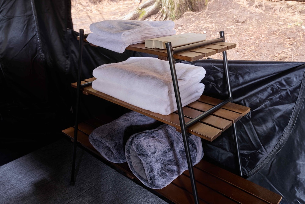 Premium Bell Tent2 ベッド3台 禁煙 （ペット可） 客室6 | TOCORO. Mt.Fuji CAMP&GLAMPING
