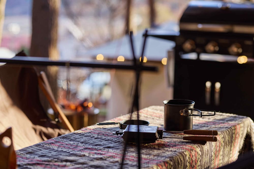 Premium Bell Tent2 ベッド3台 禁煙 （ペット可） 客室25 | TOCORO. Mt.Fuji CAMP&GLAMPING