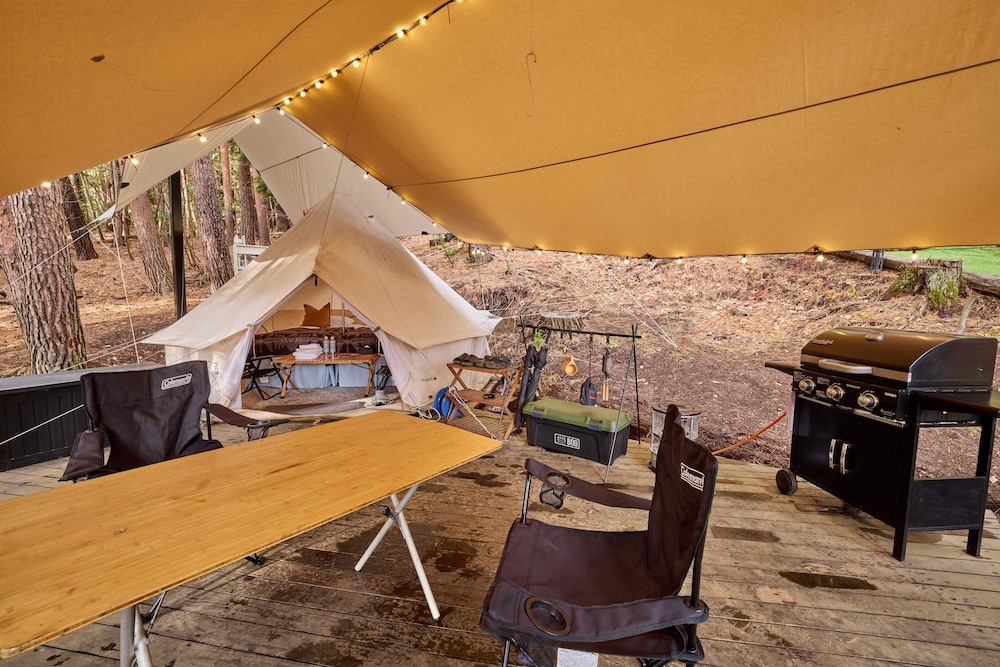 Premium Nordisk Tent ベッド2台 + コット2台 禁煙 客室9 | TOCORO. Mt.Fuji CAMP&GLAMPING