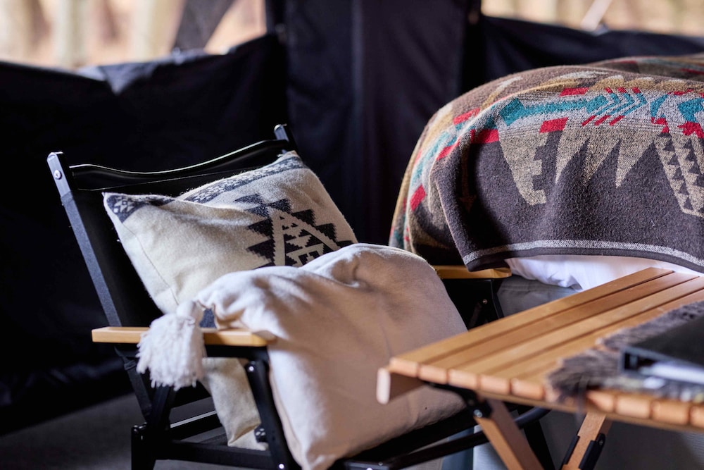 Premium Bell Tent2 ベッド3台 禁煙 （ペット可） 客室22 | TOCORO. Mt.Fuji CAMP&GLAMPING
