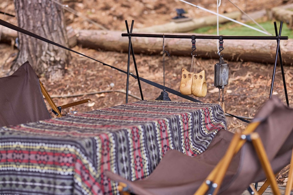 Premium Bell Tent2 ベッド3台 禁煙 （ペット可） 客室23 | TOCORO. Mt.Fuji CAMP&GLAMPING
