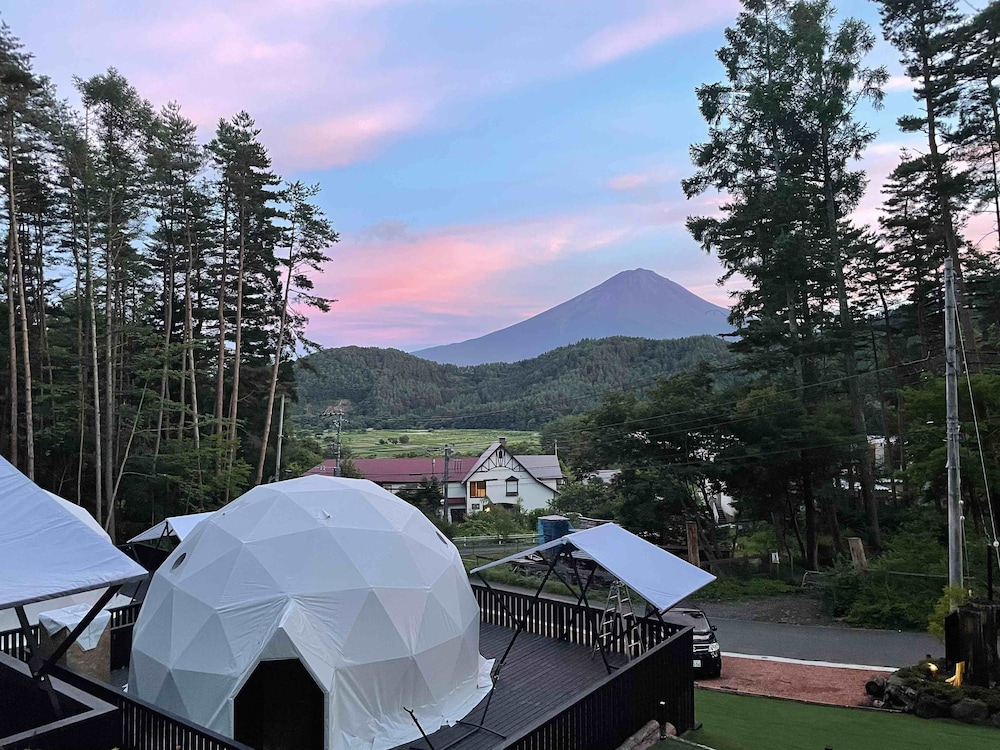 Luxury Dome Venus ベッド6台 禁煙（ペット可） テラス / パティオ1 | TOCORO. Mt.Fuji CAMP&GLAMPING