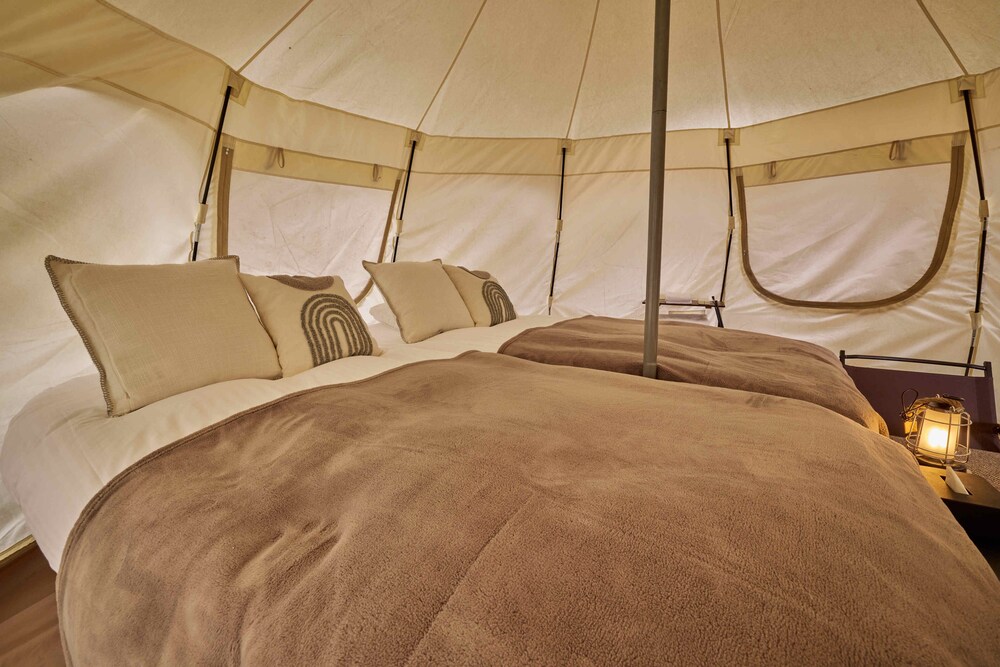Premium Bell Tent1 ベッド3台 禁煙(ペット可) 客室9 | TOCORO. Mt.Fuji CAMP&GLAMPING