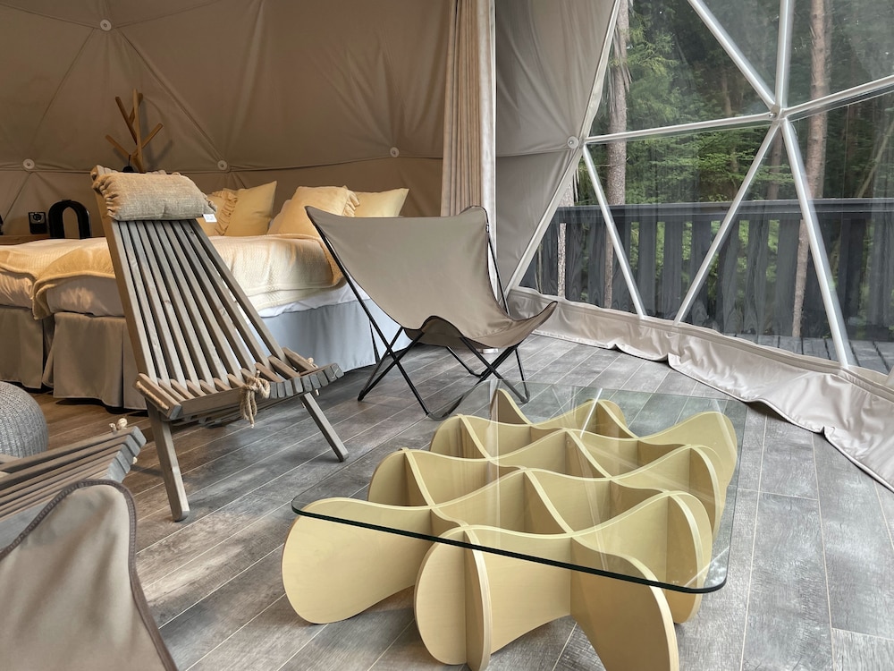 Luxury Dome Mercury ベッド6台 禁煙（ペット可） 客室5 | TOCORO. Mt.Fuji CAMP&GLAMPING