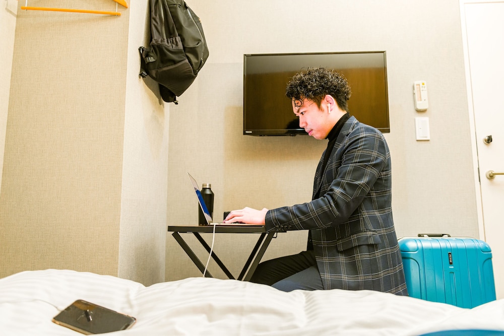 ベーシック ダブルルーム 禁煙 客室6 | アンドホステル浅草合羽橋