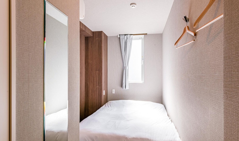 ベーシック ダブルルーム 禁煙 | アンドホステル浅草合羽橋