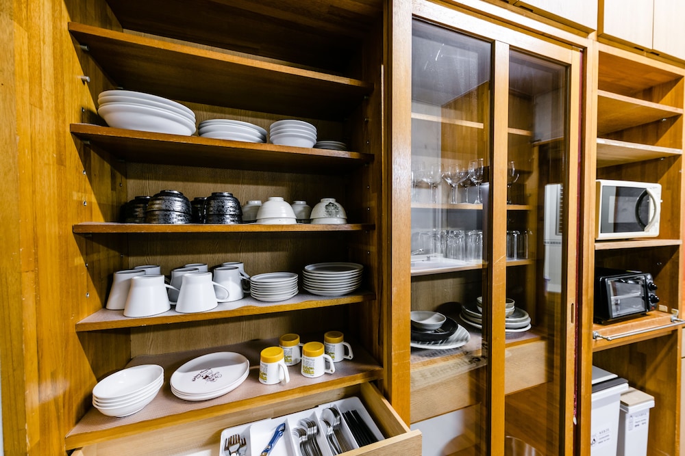 Pine House in Ginoza 一棟貸し, 禁煙 (ビーチフロント) 専用簡易キッチン6 | Pine House in Ginoza