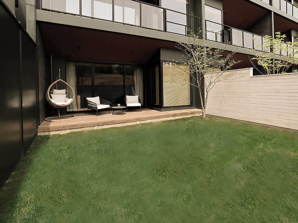 スイート 1 ベッドルーム (Outdoor Living Area) | ANAインターコンチネンタル安比高原リゾート by IHG