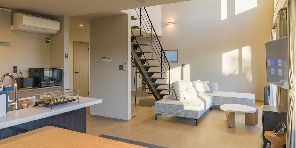 [ペット不可]ベーシック ハウス 禁煙 (109) リビング エリア3 | Rakuten STAY 富士河口湖駅