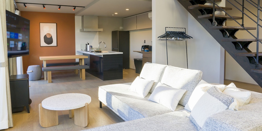 [ペット不可]ベーシック ハウス 禁煙 (109) リビング エリア1 | Rakuten STAY 富士河口湖駅