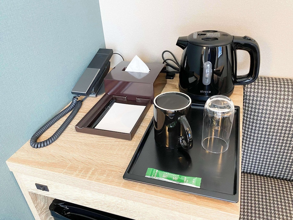 スタンダード ルーム ダブルベッド 1 台 禁煙 客室2 | コンフォートホテル高松