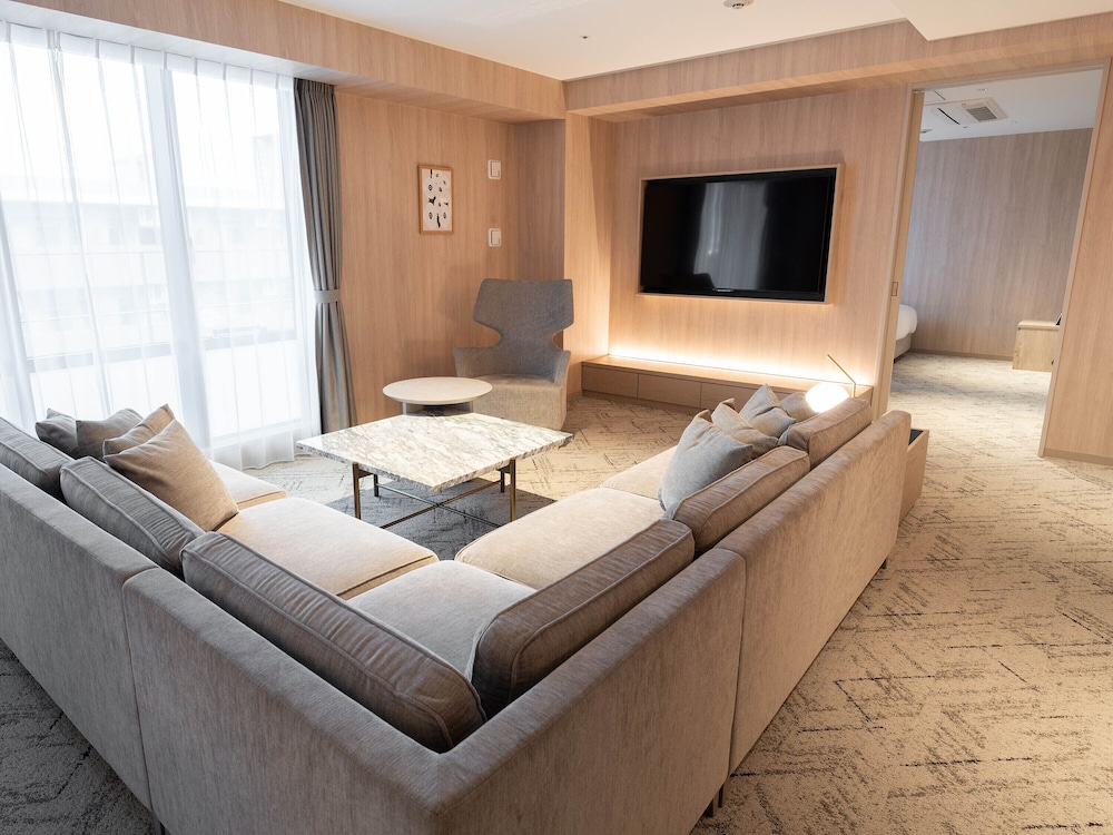 レーベンスイート 禁煙 客室2 | HOTEL THE LEBEN OSAKA