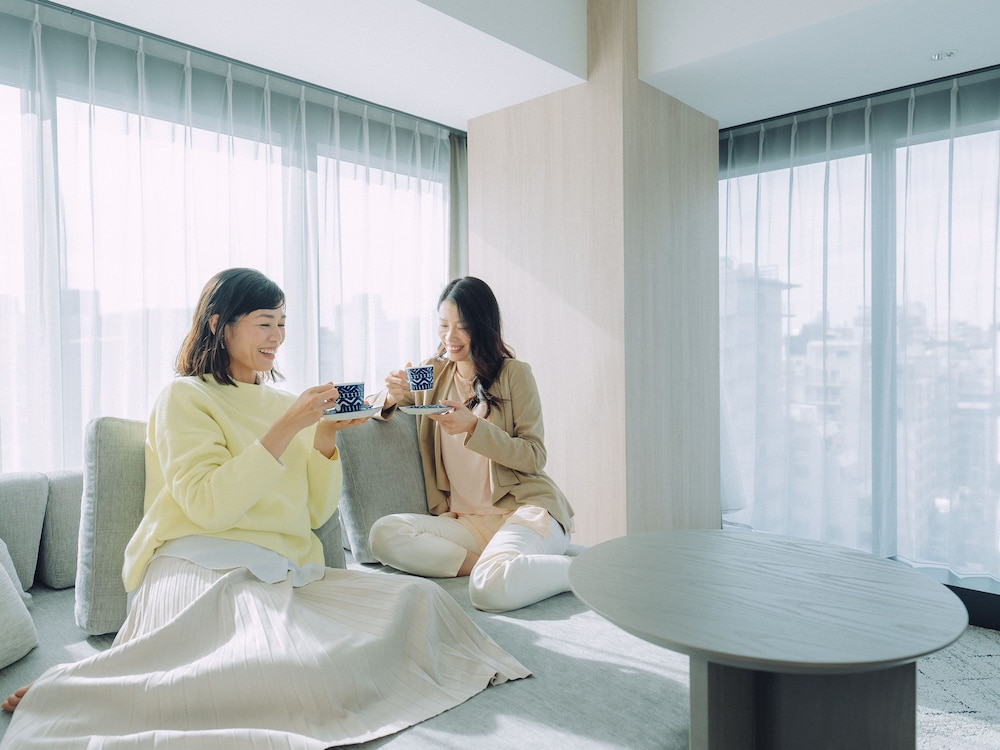 コーナーダブル 禁煙 客室2 | HOTEL THE LEBEN OSAKA