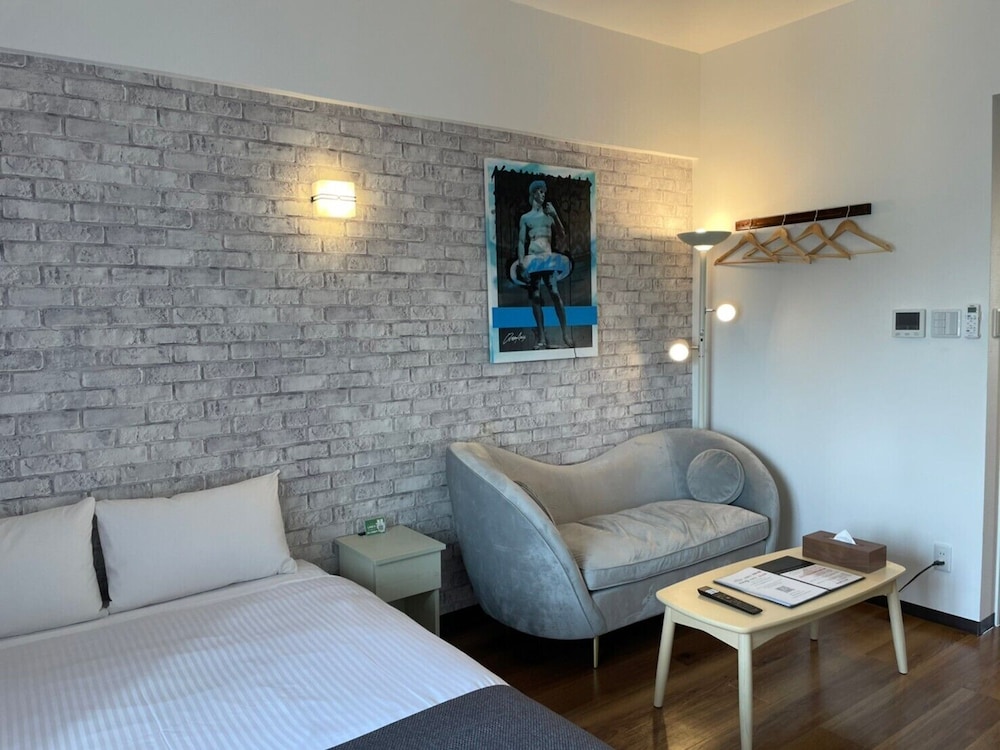 スタンダード ダブルルーム 禁煙 客室7 | ニューノーマルホテルイン波の上