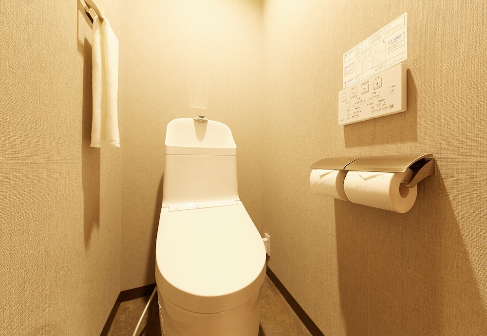 デラックス ジャパニーズルーム 禁煙 (地下フロアへのご案内となる場合ございます) バスルーム0 | MONday Apart Premium 京都駅