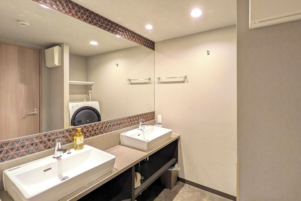 デラックスジャパニーズルーム 禁煙 (1~5名) (地下フロアへのご案内となります) 客室3 | MONday Apart Premium 京都駅