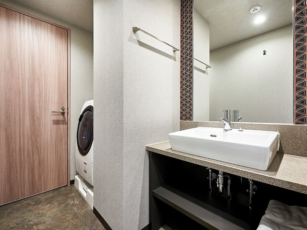 スーペリア ファミリールーム 禁煙 バスルーム3 | MONday Apart Premium 京都駅