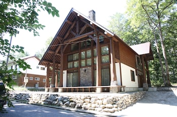 VILLA BAVARIA