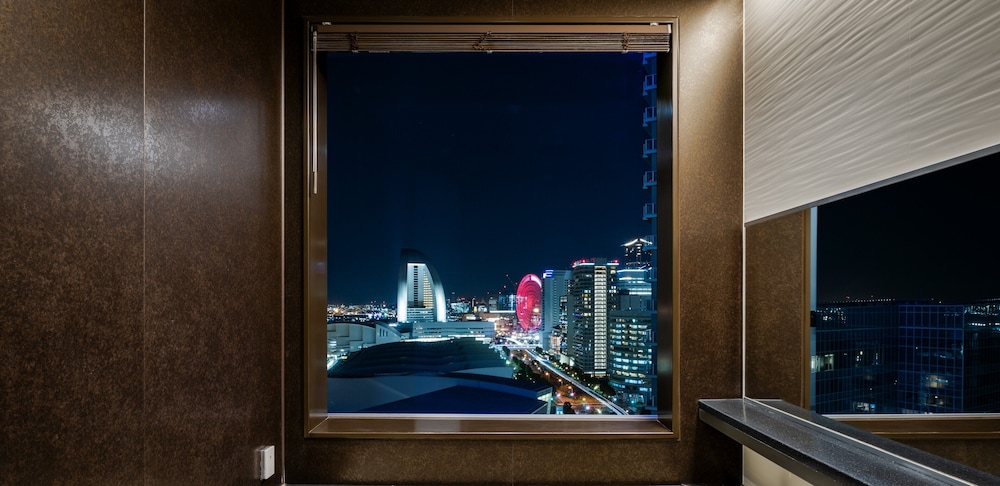 プレミアム ルーム シングルベッド 2 台 オーシャンビュー 部屋からの景観0 | ヒルトン・ガーデン・イン横浜みなとみらい