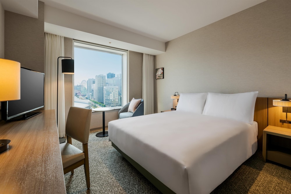 ルーム クイーンベッド 1 台 オーシャンビュー (Guest) 客室1 | ヒルトン・ガーデン・イン横浜みなとみらい