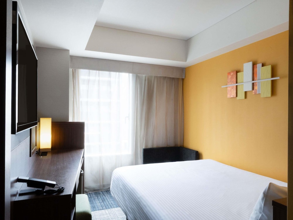 スタンダード ルーム ダブルベッド 1 台 客室9 | イビススタイルズ京都四条