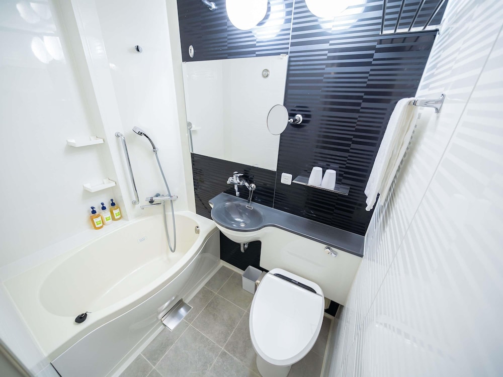 スタンダード ルーム ダブルベッド 1 台 客室11 | イビススタイルズ京都四条