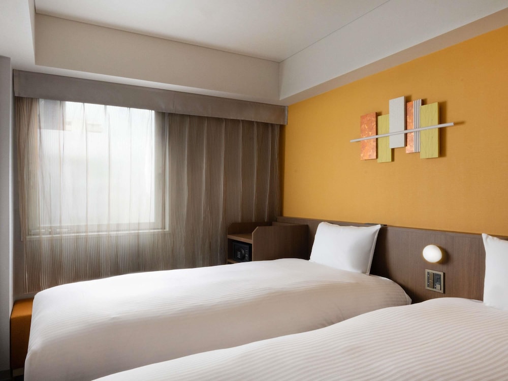 Standard Room with 2 single beds 客室5 | イビススタイルズ京都四条