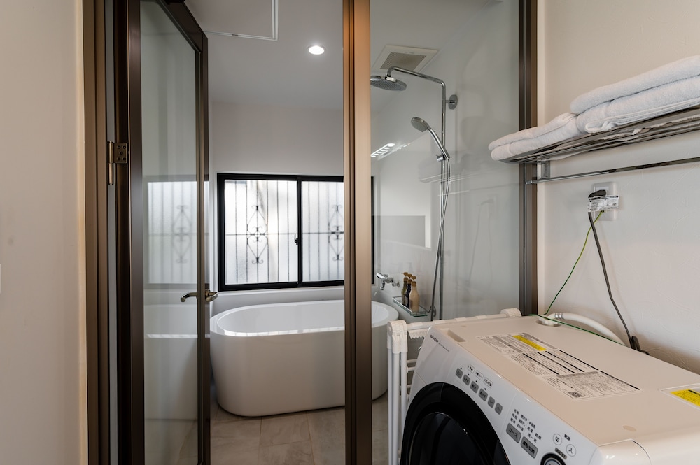 ヴィラ 禁煙 バスルーム0 | Villa Alyssum 宮古島