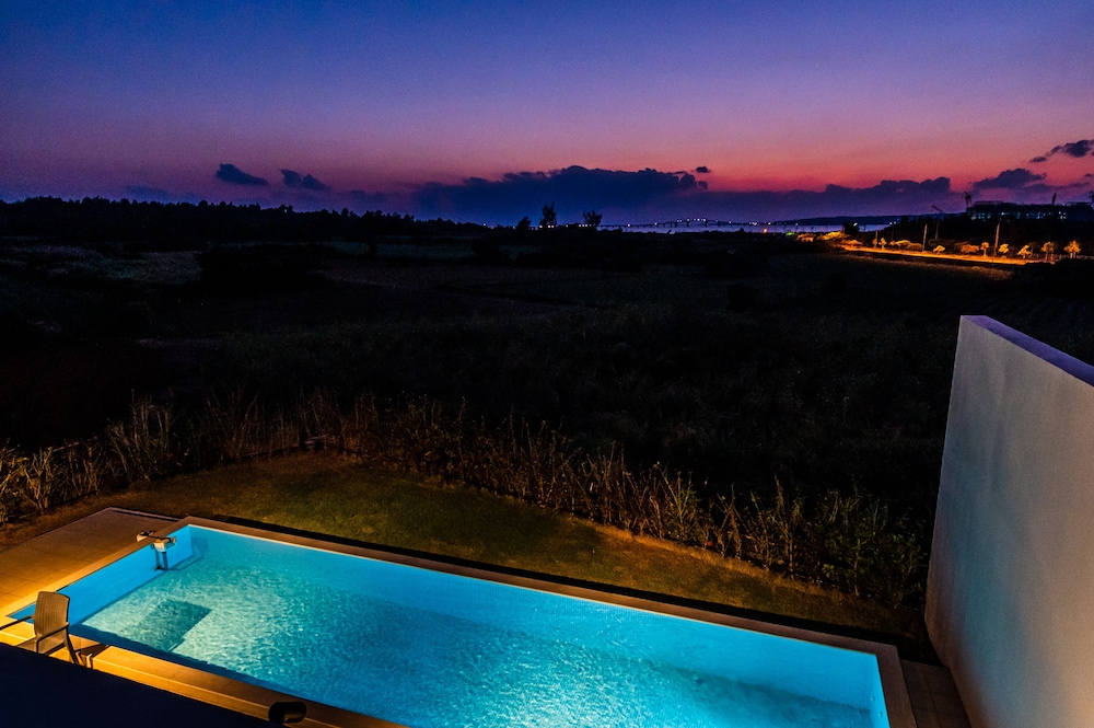 ヴィラ 禁煙 テラス / パティオ1 | Villa Alyssum 宮古島