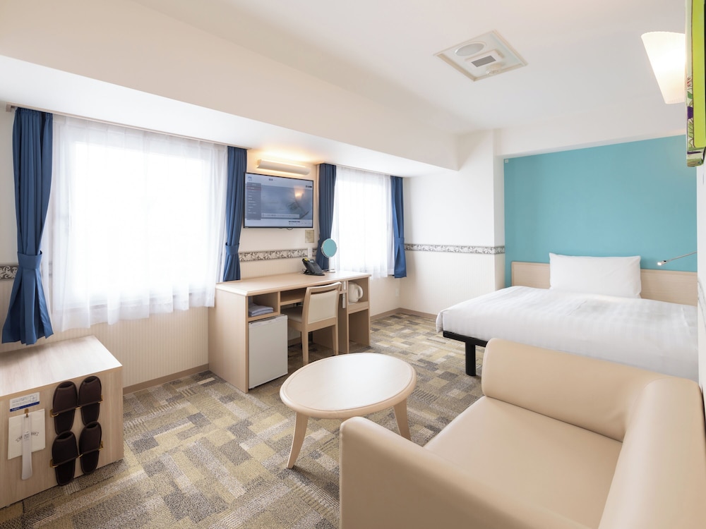 デラックス ツインルーム 喫煙可 客室1 | 東横 INN 燕三条駅前
