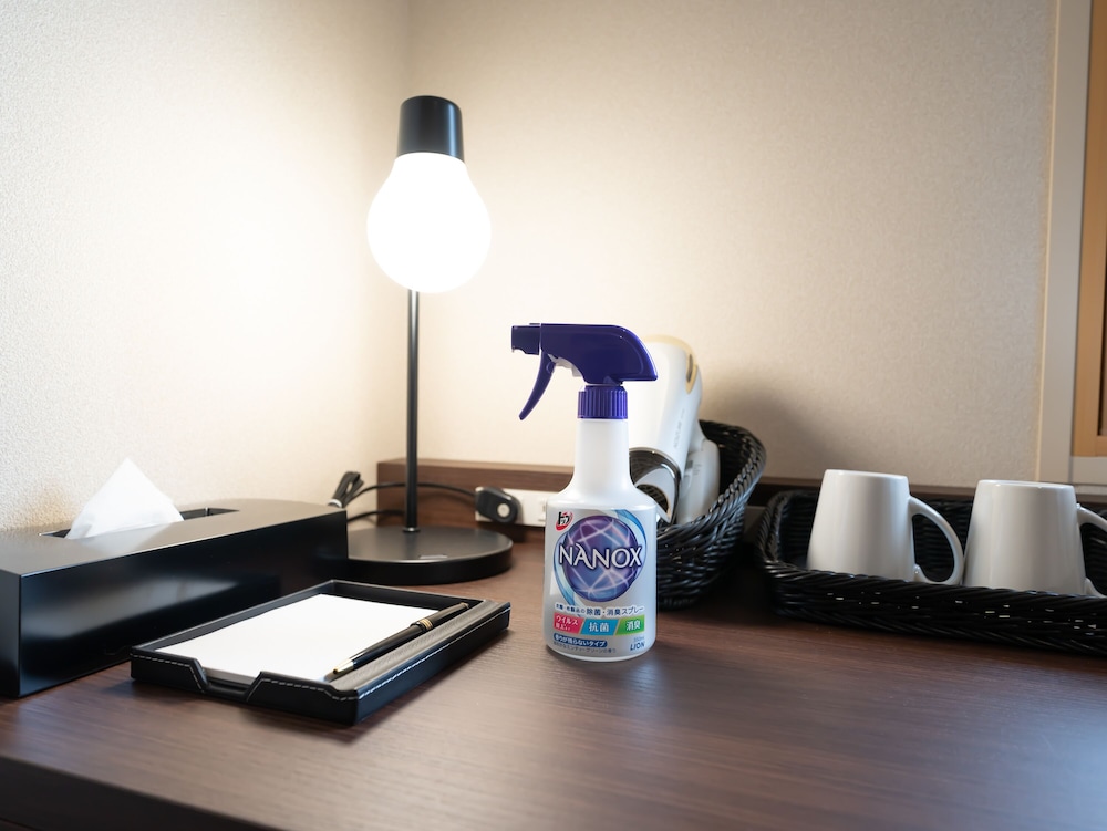 スタンダード ダブルルーム (毎日の清掃なし) 喫煙可 客室2 | 心斎橋アルティ・イン