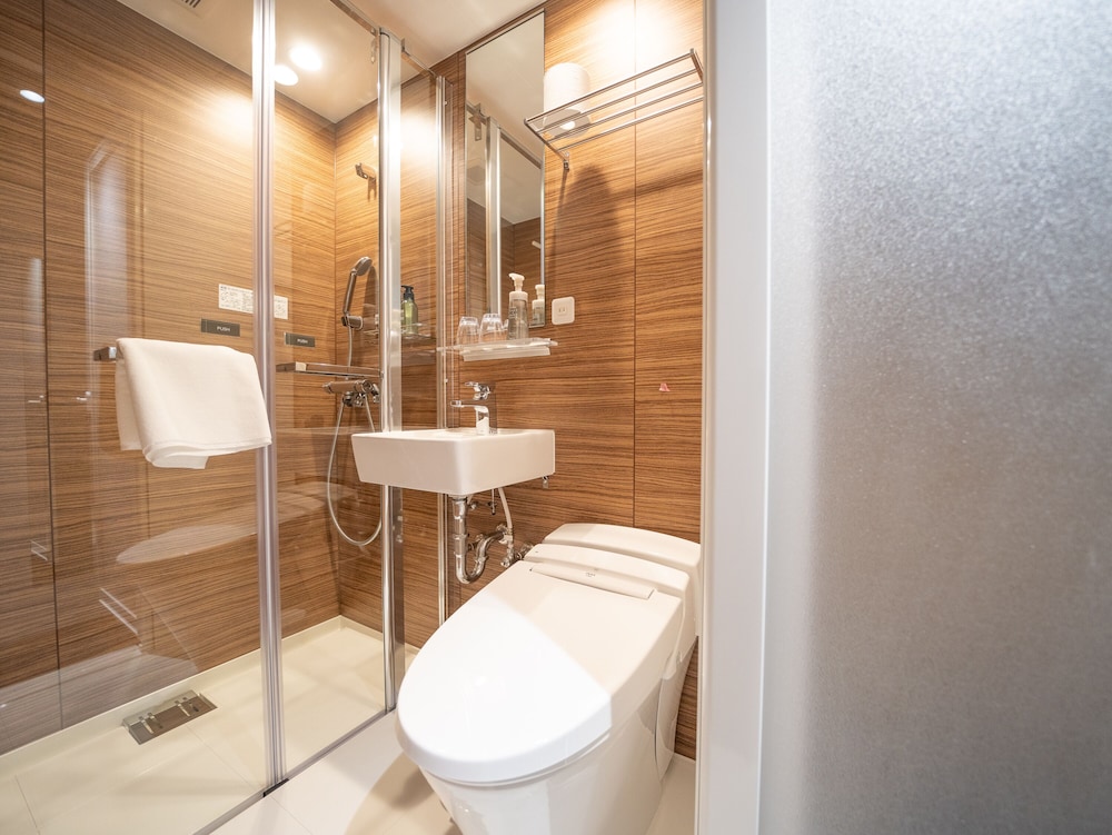 スタンダード ツインルーム (毎日の清掃なし) 禁煙 バスルーム0 | 心斎橋アルティ・イン