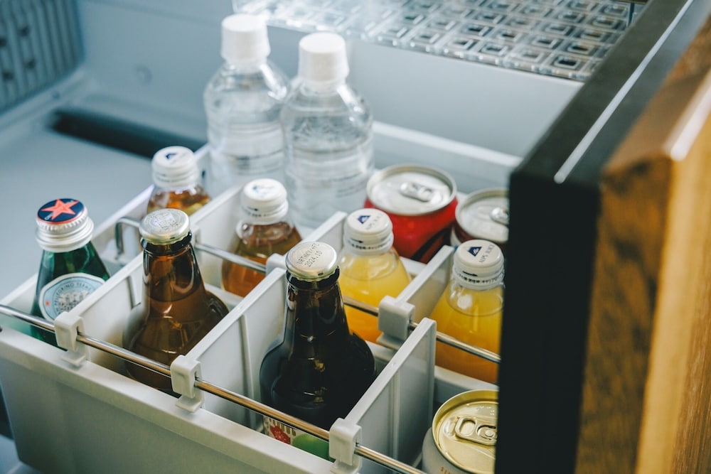 スタンダードツイン ラウンジ利用込 (安藤忠雄氏デザイン) 禁煙 ミニバー1 | 丸福樓