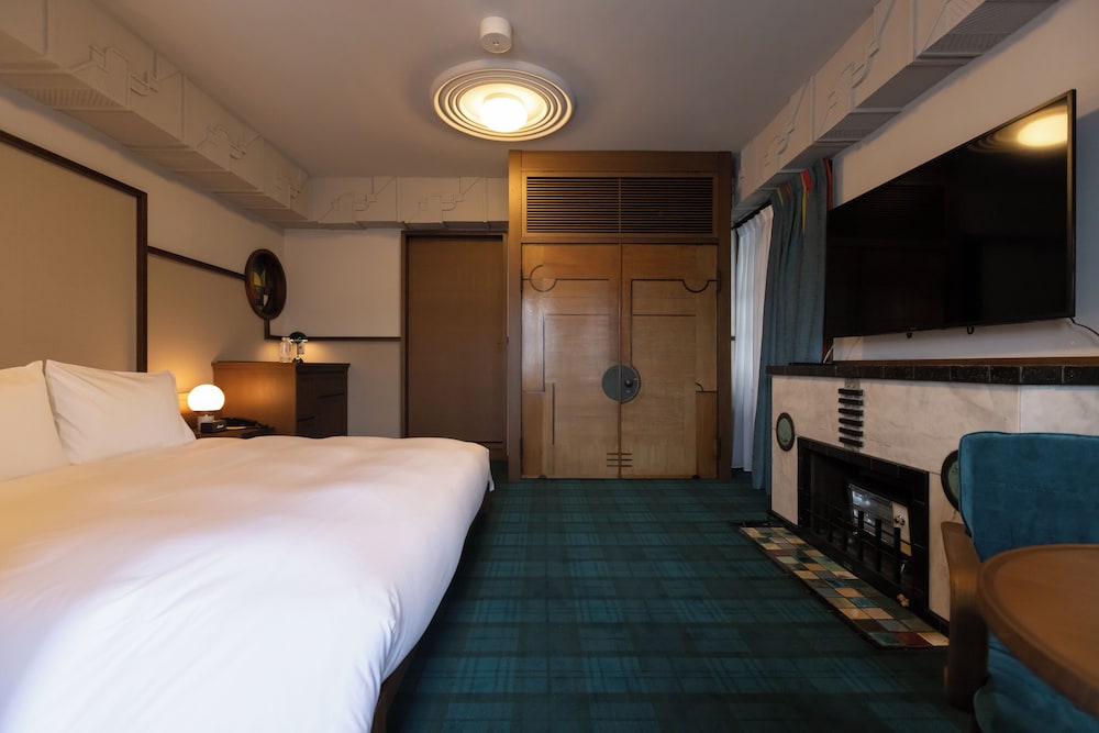 スーペリアキング ラウンジ利用込 (旧任天堂本社社屋) 禁煙 客室7 | 丸福樓