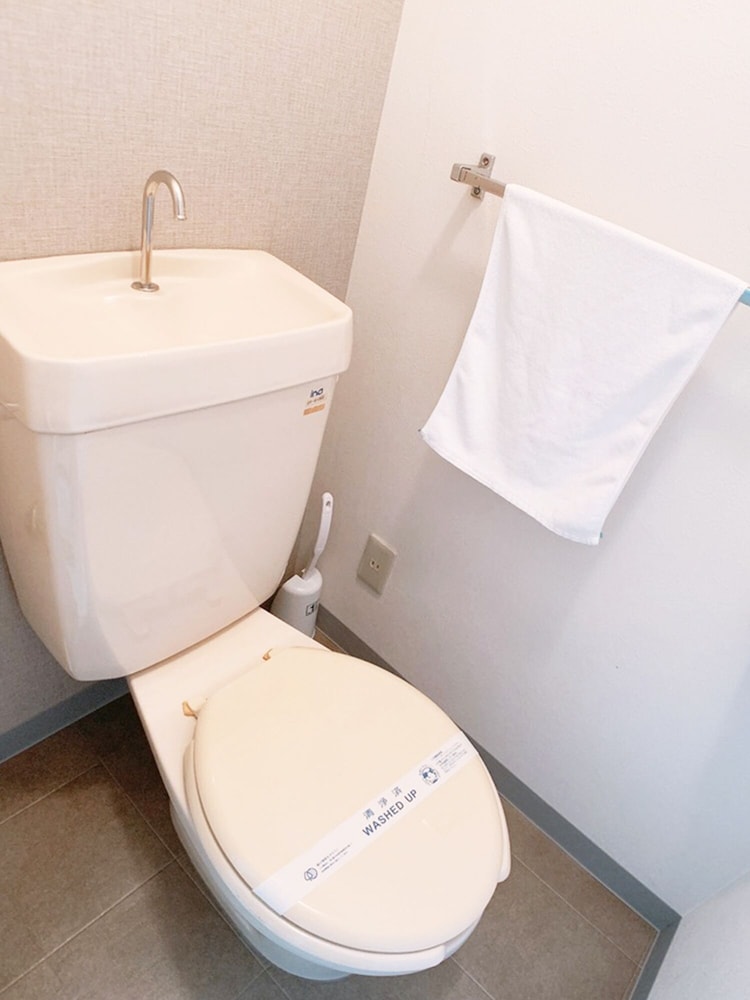 ファミリー ルーム 禁煙 (501) バスルーム2 | おうちホテル銀山町 with わんこ