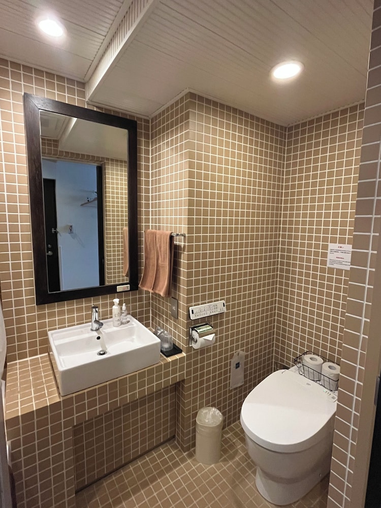 デラックス ダブルルーム バスルーム0 | サットンプレイスホテル上野