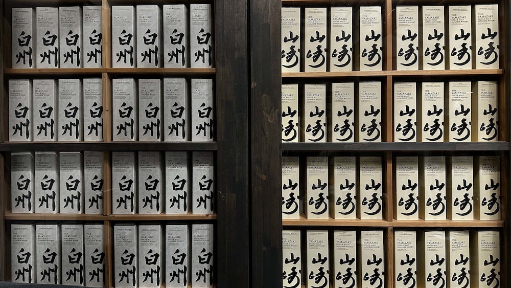 デラックス ハウス リビング エリア3 | 一宿一景一生縁・市原 - キャンプサイト