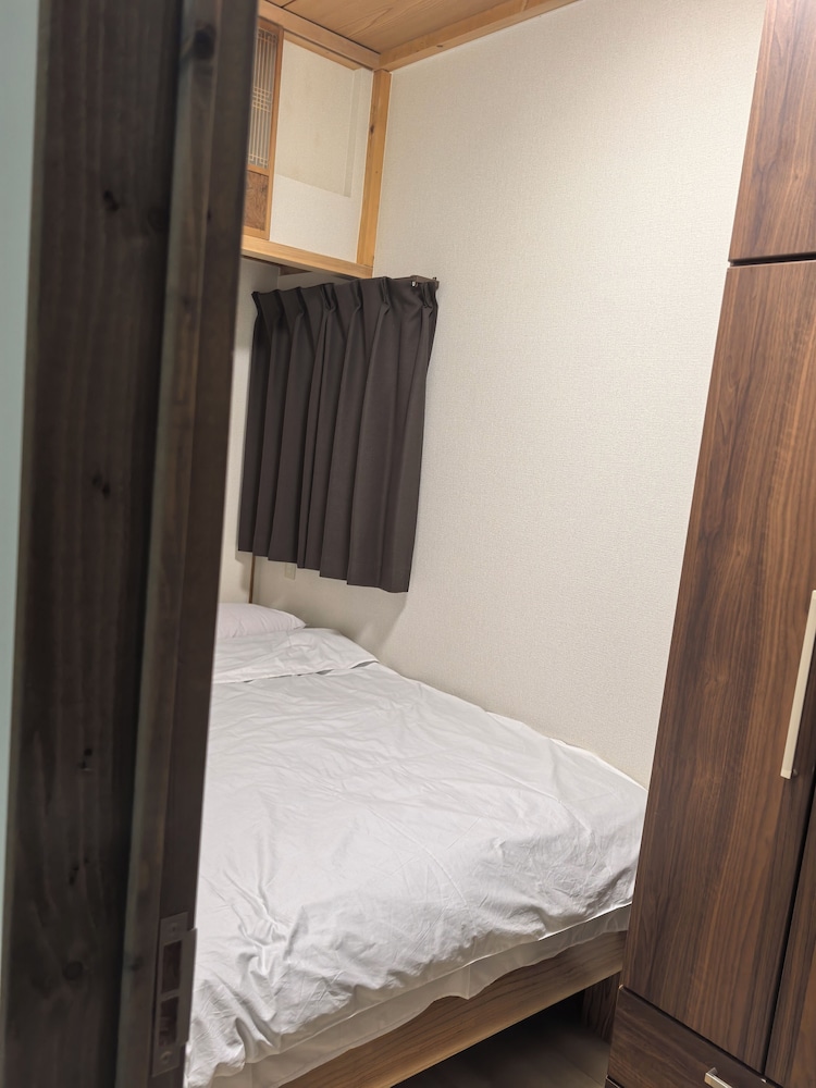 ファミリー ハウス 1 ベッドルーム 客室2 | 一宿一景一生縁・市原 - キャンプサイト