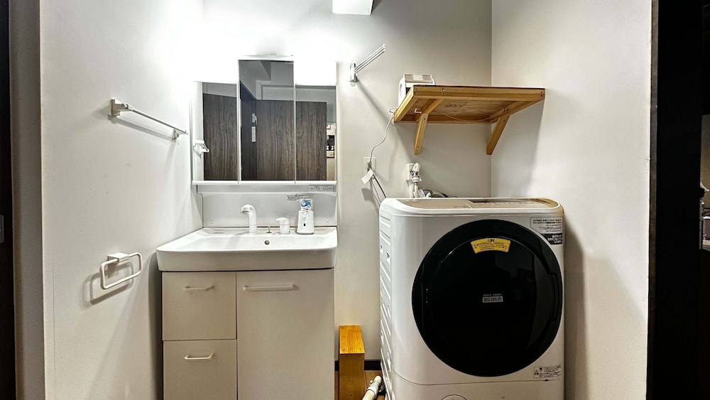 デラックス ハウス ランドリー0 | 一宿一景一生縁・市原 - キャンプサイト