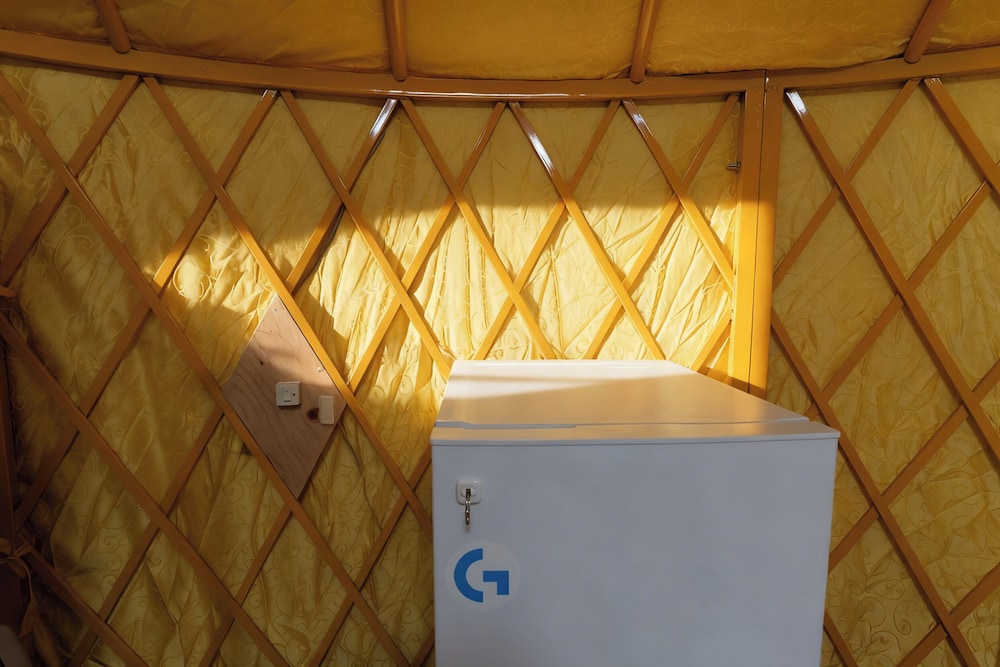 テント2号 客室1 | 一宿一景一生縁・市原 - キャンプサイト