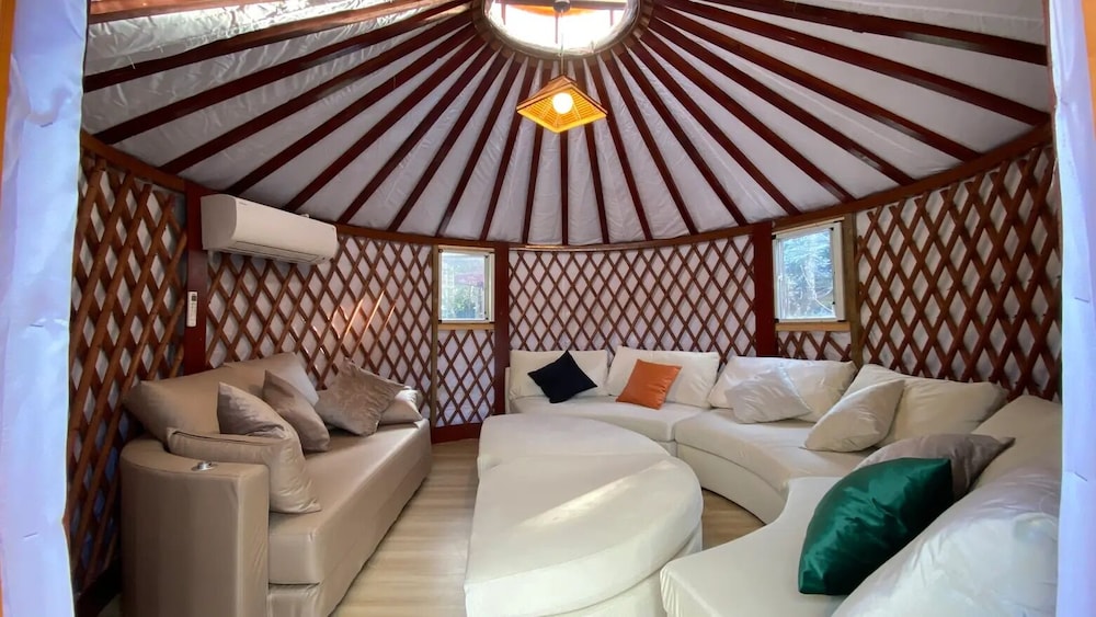 テント3号 客室4 | 一宿一景一生縁・市原 - キャンプサイト