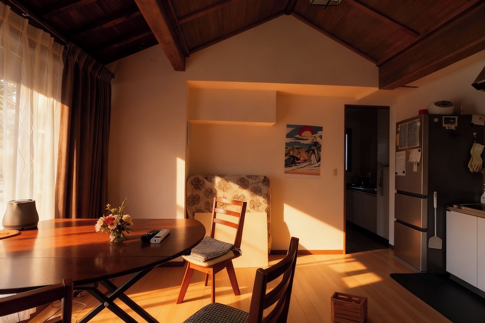 ファミリー ハウス 1 ベッドルーム リビングルーム0 | 一宿一景一生縁・市原 - キャンプサイト