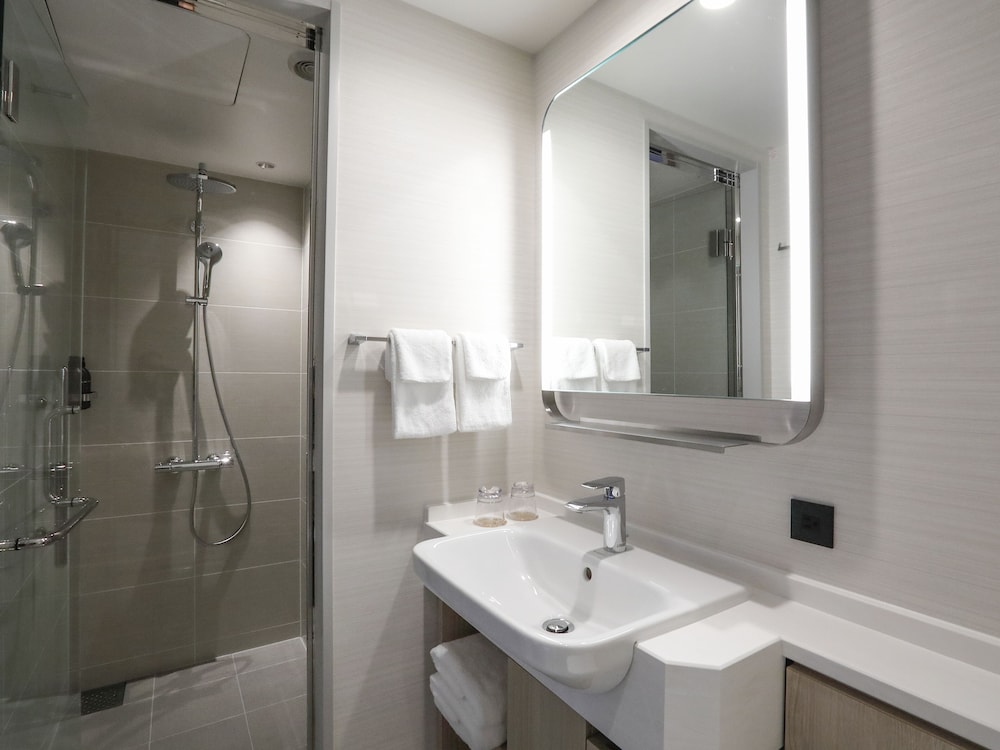 スタンダード ルーム キングベッド 1 台 バスルーム0 | ハイアット プレイス 京都