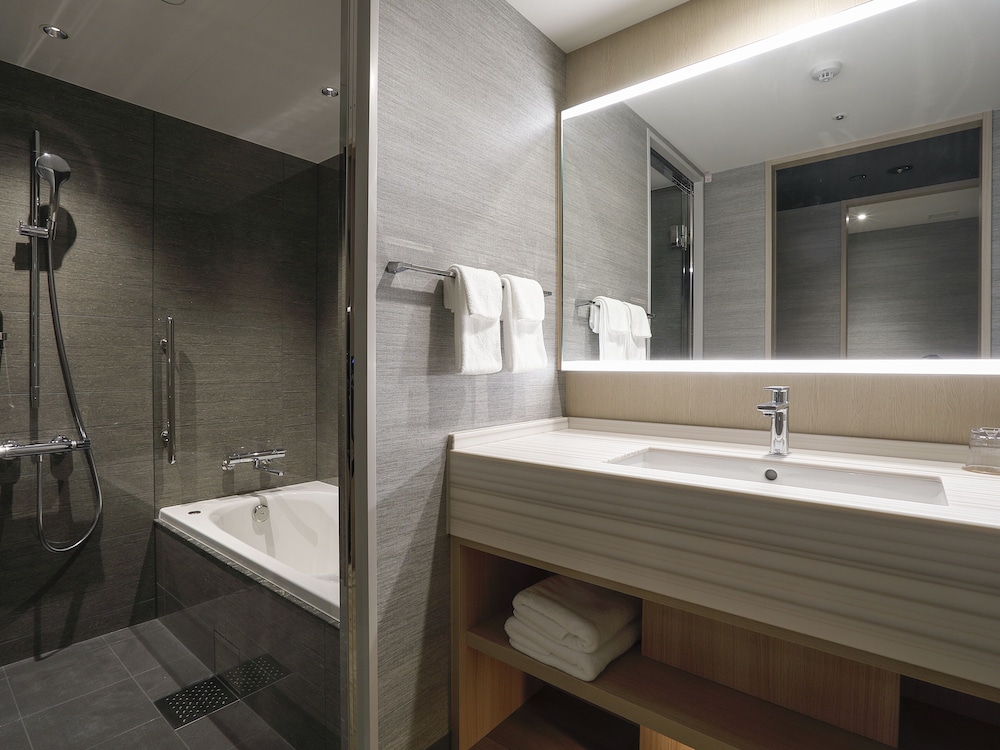 デラックス ルーム シングルベッド 2 台 浴槽 バスルーム0 | ハイアット プレイス 京都