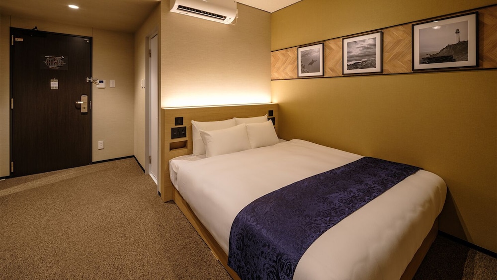 スタンダード ダブルルーム 禁煙 | ホテル SUI 浜松