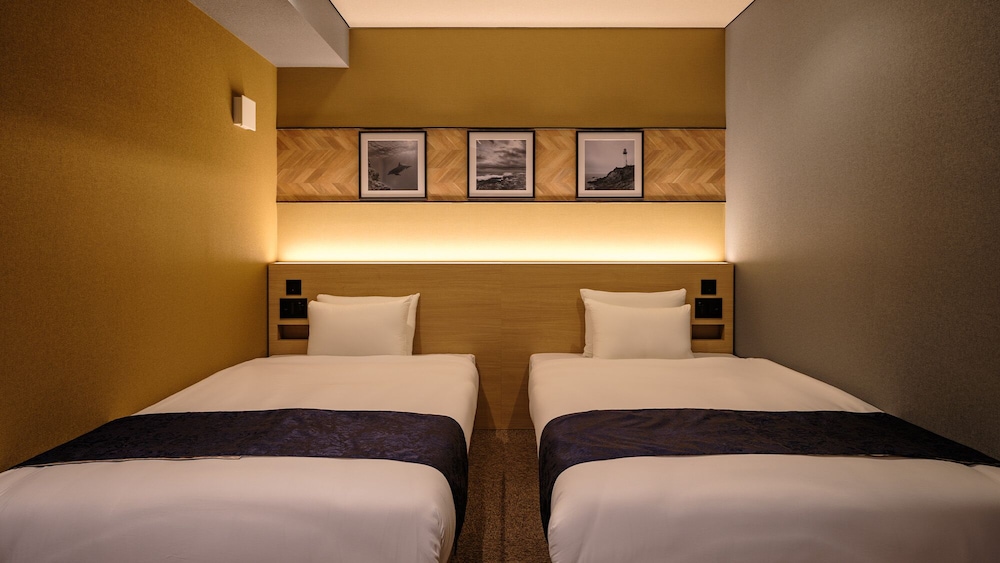 スタンダード ツインルーム 禁煙 客室2 | ホテル SUI 浜松