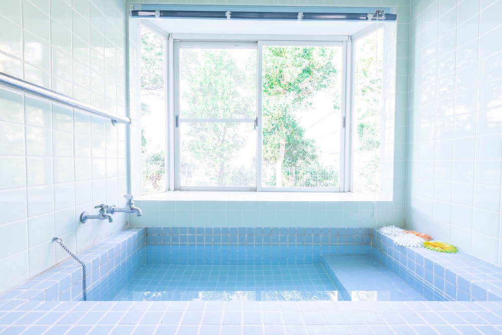 ベーシック ハウス | SHIRAHAMA HOT&DOG