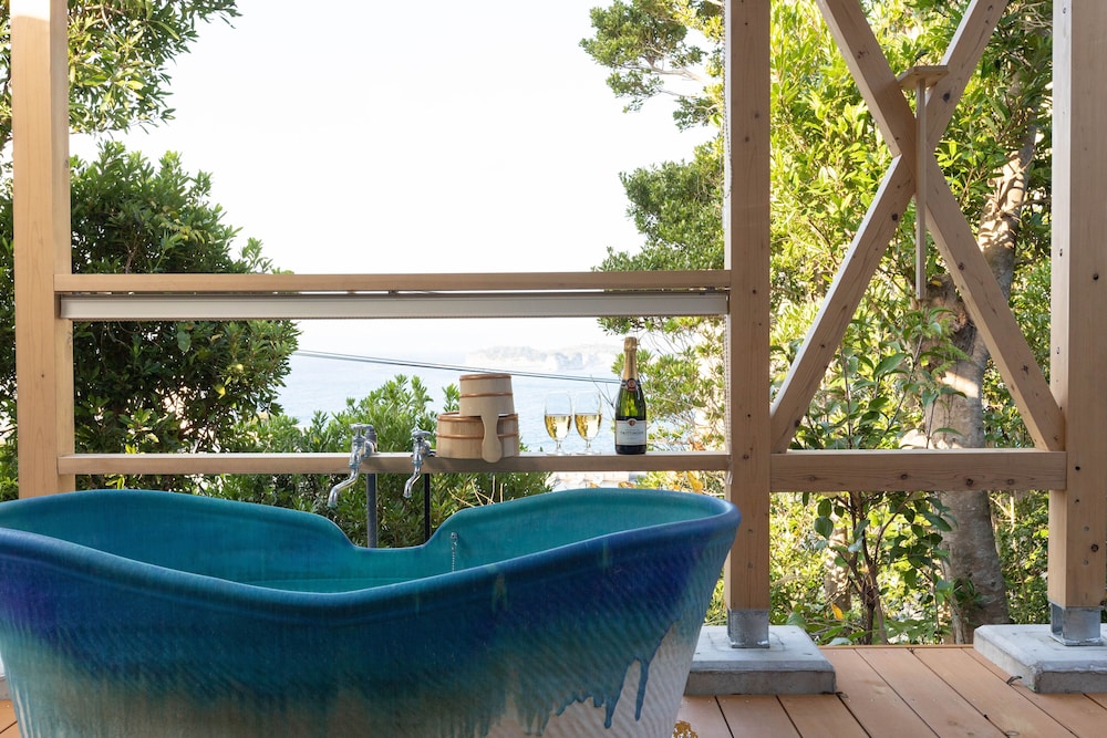 ベーシック ハウス 部屋からの景観1 | SHIRAHAMA HOT&DOG