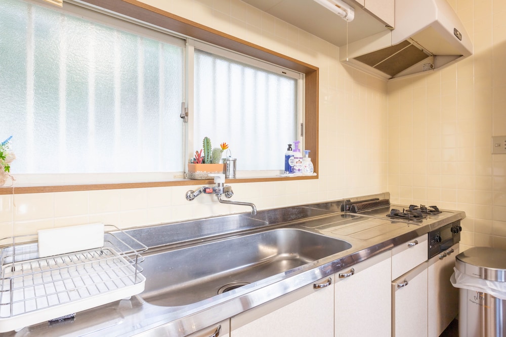 ベーシック ハウス 専用キッチン0 | SHIRAHAMA HOT&DOG